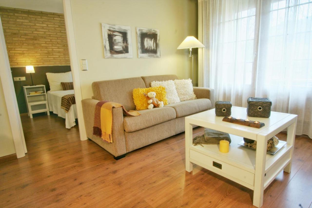 Apartamentos Uncastillo Екстер'єр фото